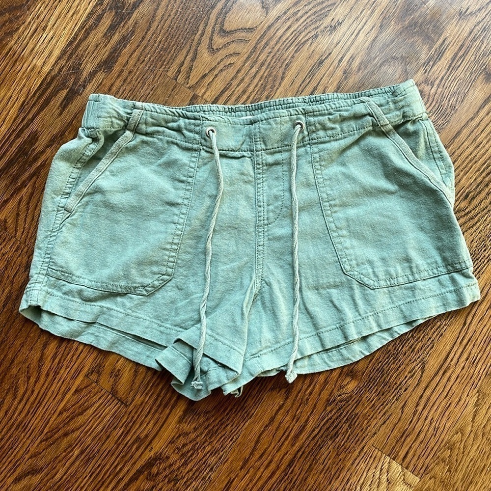 Altar’d State light green shorts, size M, elastic and drawstring waist